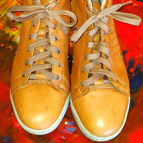 Hi Tec mens high top sneaker - Picture 2 of 4